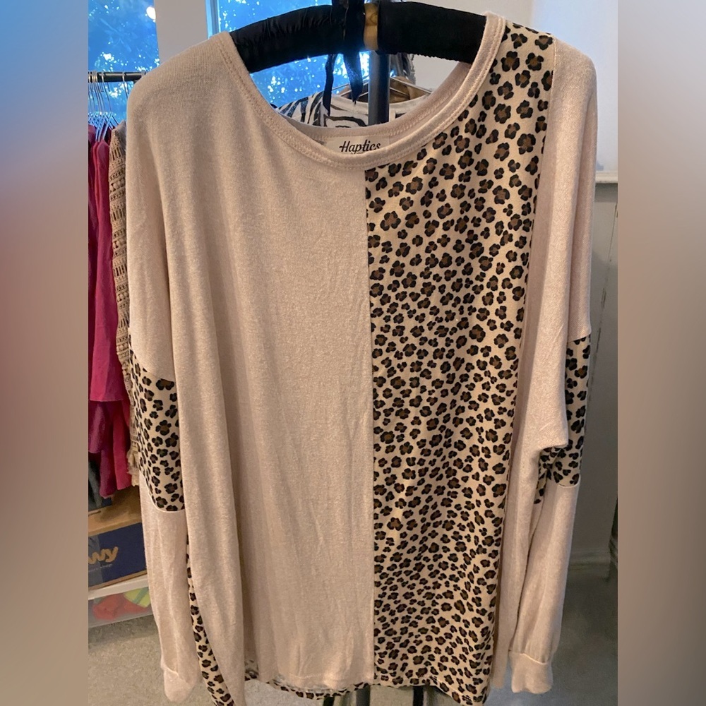 Leopard and beige sweater